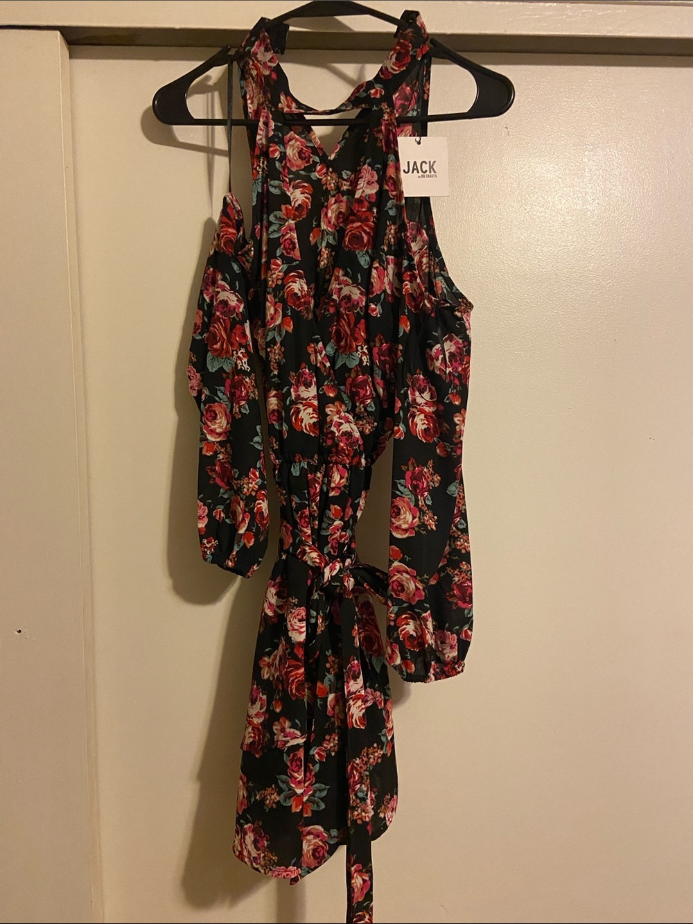 NWT!! Jack by BB Dakota Black Floral Cold-Shoulder Jumpsuit with Rose Print XS